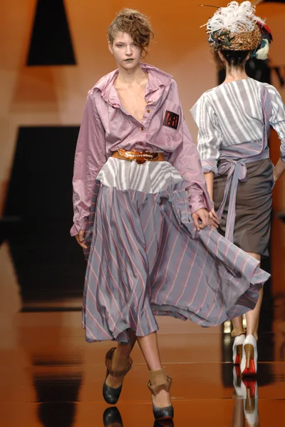 Look 22